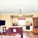 Дом отдыха Coolanowle Self Catering