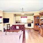 Coolanowle Self Catering Сasa de vacaciones *