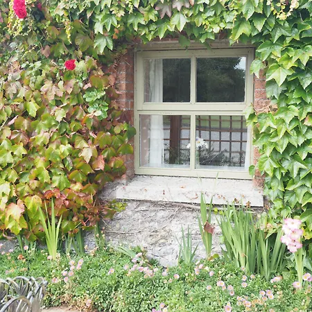 Coolanowle Self Catering *